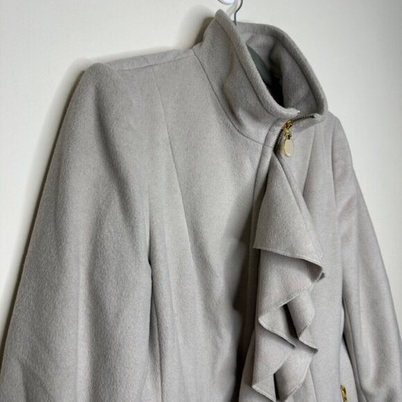 T TAHARI Light Gray Wool Blend Victorian Ruffle Front Mock Neck Pea Coat Size 12 - Picture 3 of 16